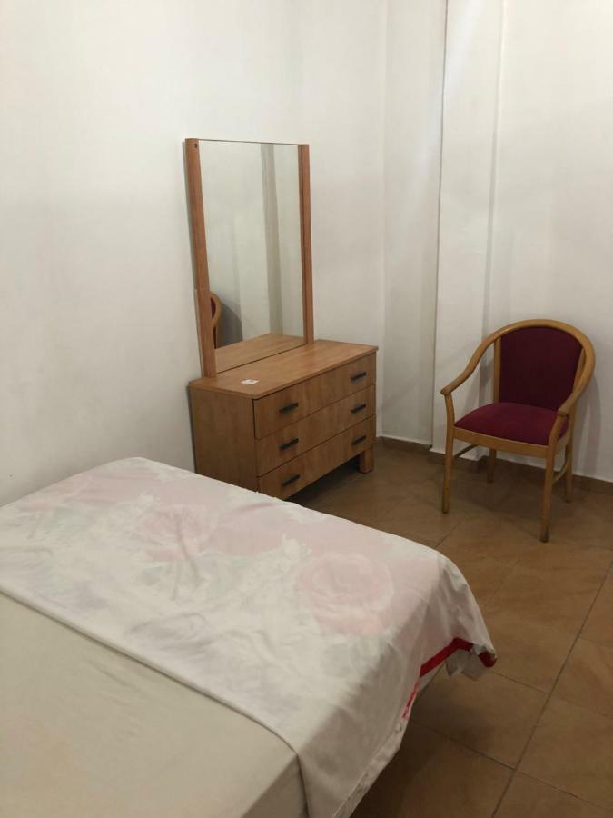 Star Guest- House Hotel Or Yehuda Exterior photo